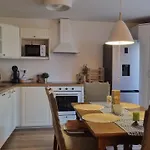 Z12 Apartman