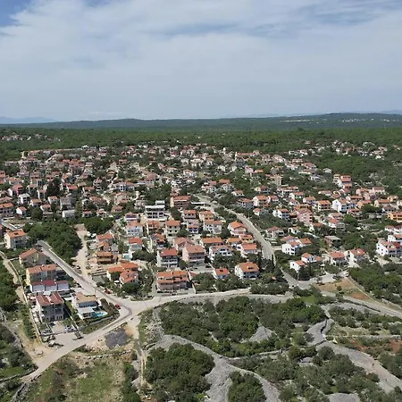 Apartman Z12 *